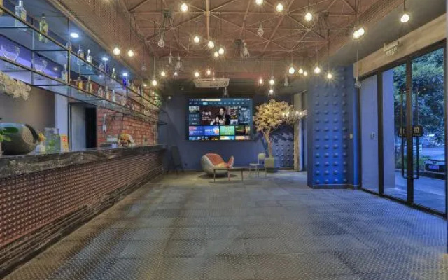 Wuzhen Autumn Joy Art Hotel