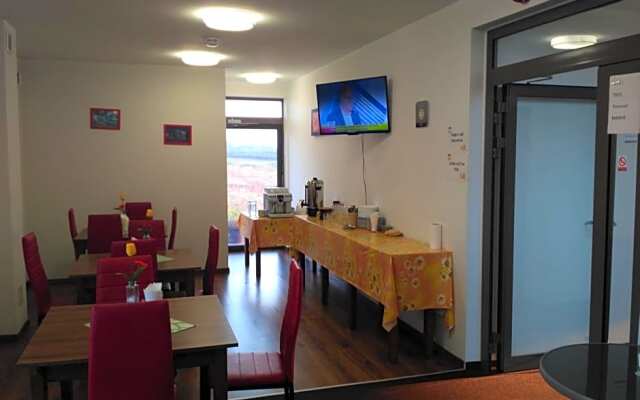 Hotel Nowostawy