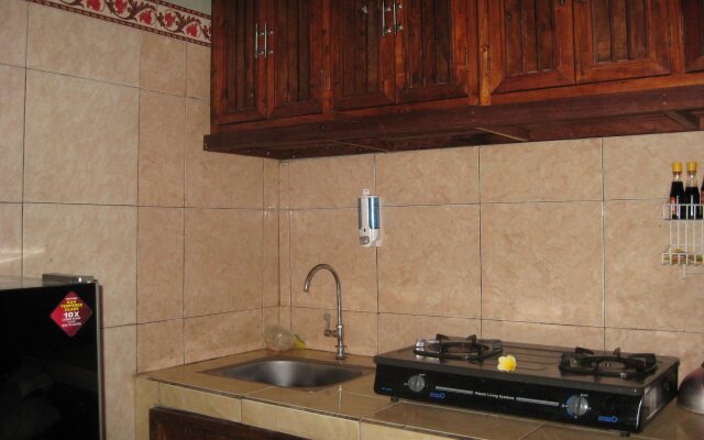Uma Caming Villas & Gym