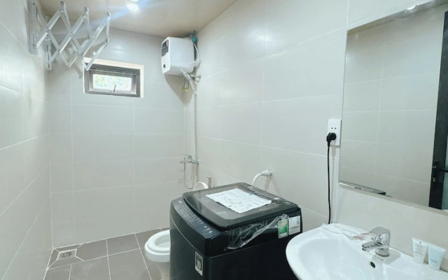 Louis Otis Apartment 03