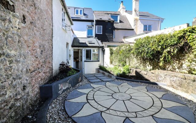 Medland, Newton Abbot