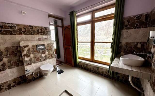 Hotel The Stone Palace