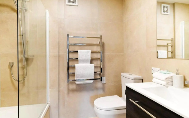 Central Location - 2 Bedroom Apartment in Habeke
