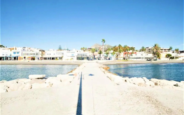 Holiday Beach Apartments Veronica