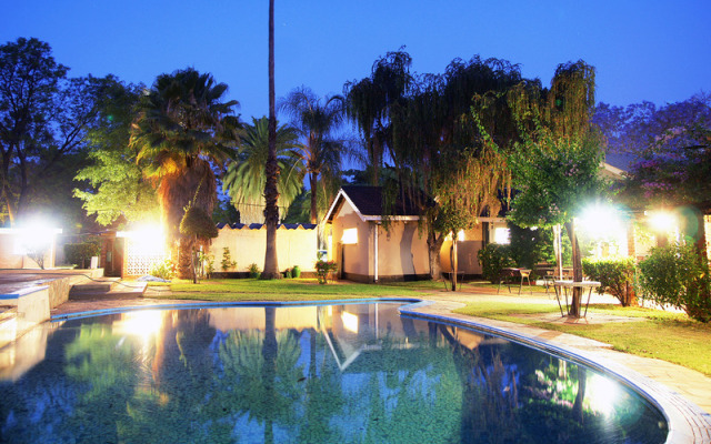 Kadoma Hotel And Conference Center