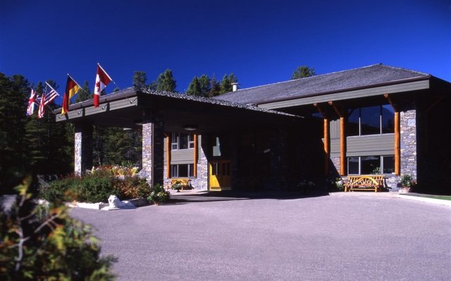 Mountaineer Lodge