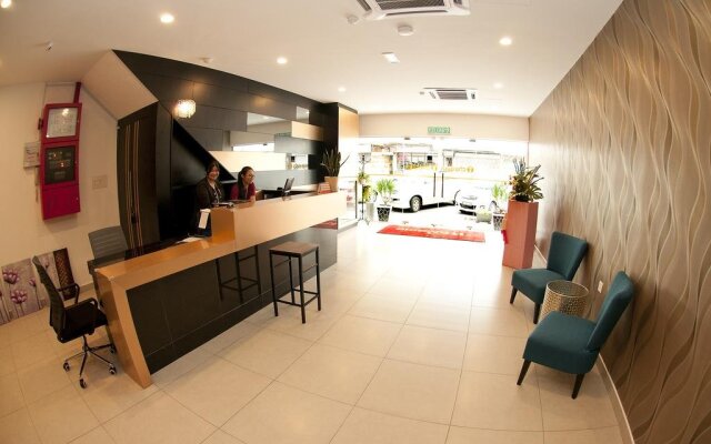 Hotel Cheqinn