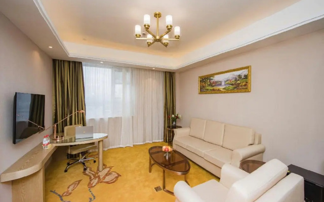 Vienna International Hotel (Nantong Haimen Pedestrian Street)