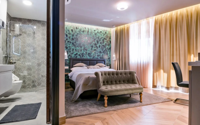 Airy vista apartment in city center