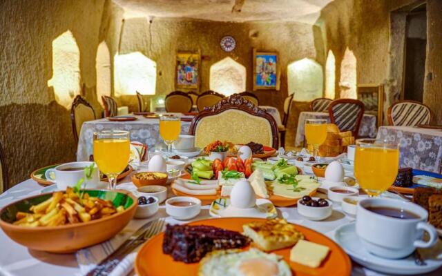 Gibos Cave Hotel