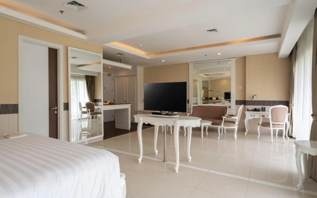 Le Eminence Puncak Hotel Convention & Resort