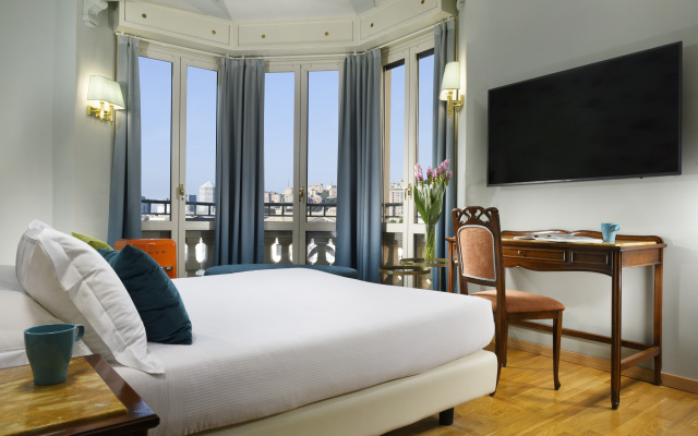Continental Genova Hotel