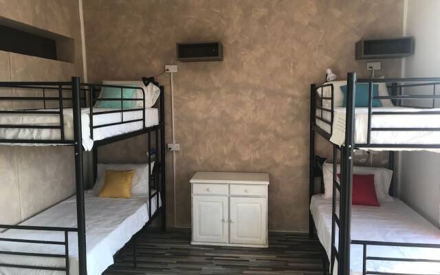 Salsa And Samba Hostel