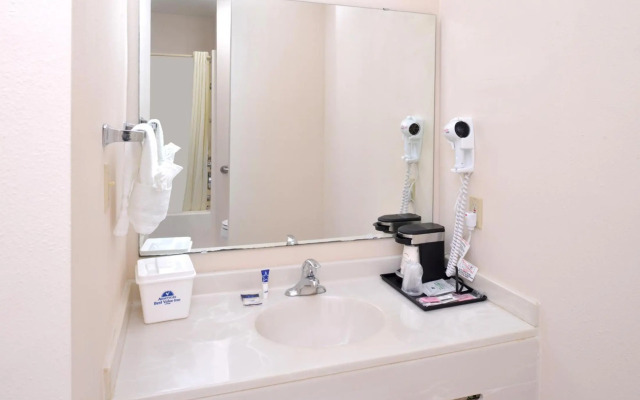 Americas Best Value Inn Sullivan