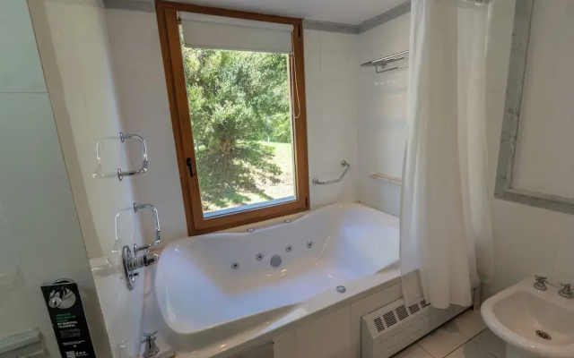 Rent Up -Casa junto al lago Nahuel Huapi