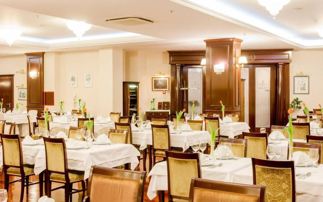 Hotel President Solin