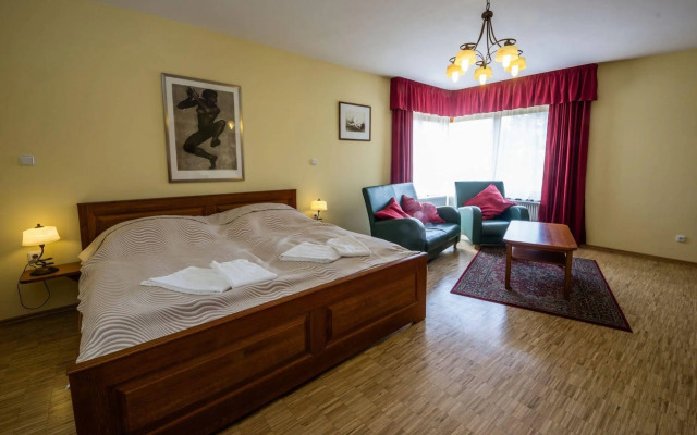 Hotel Pavilon