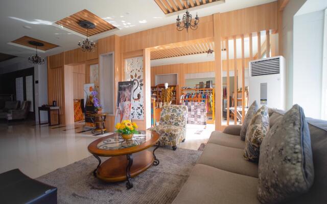 Luminor Hotel Banyuwangi Yos Sudarso by WH