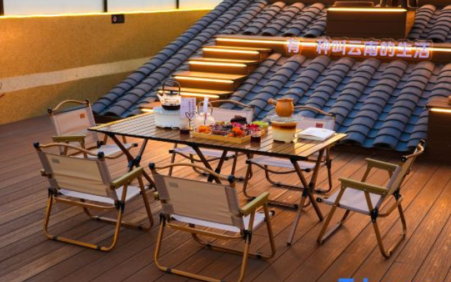 Mile Qinglanju Hot Spring Resort Hotel – Business – Mile