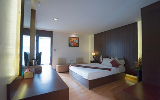 Kiss Gardenhome Chic Hotel