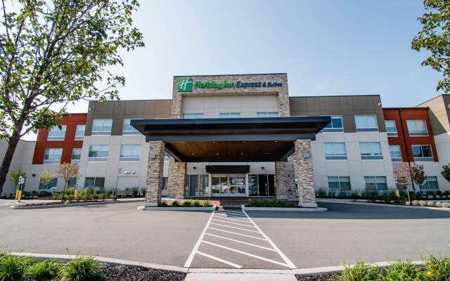 Holiday Inn Express & Suites Tonawanda - Buffalo Area, an IHG Hotel