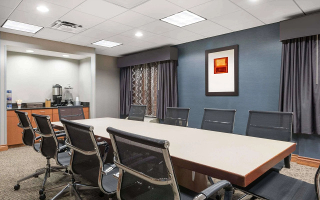 Wingate by Wyndham Longview