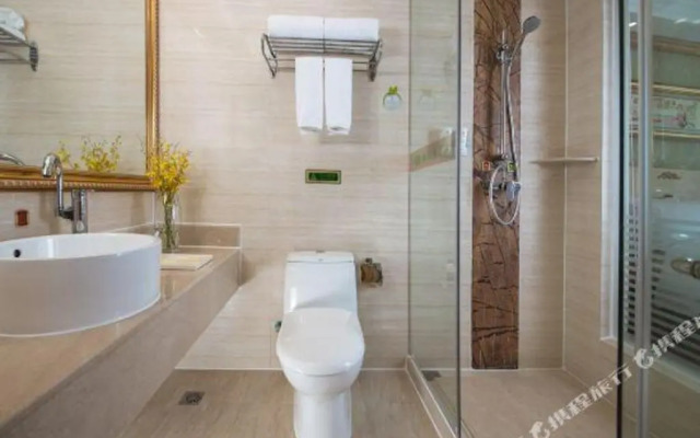 Vienna Hotel Guangdong Dongguan Tangxia South High-Speed Railway Station