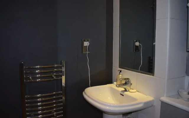 Modern and Homely 2 Bed Flat in Whitechapel