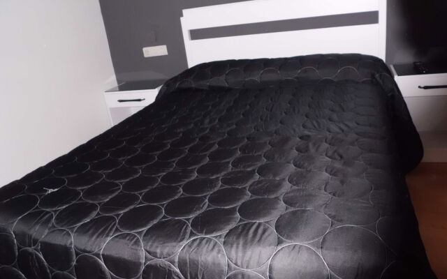 Hostal Lima
