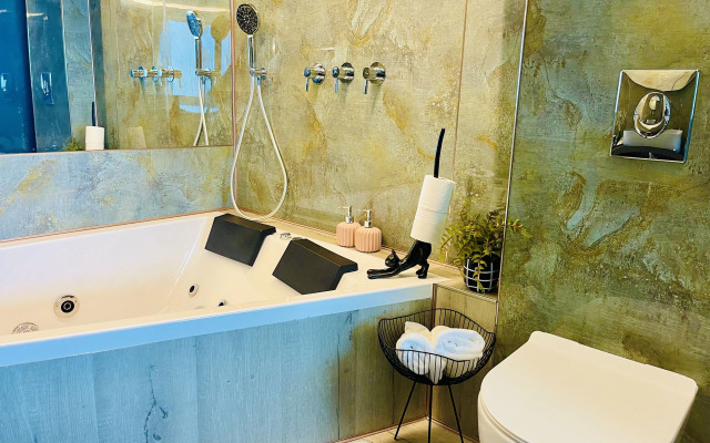 Carmel Holiday Apartments