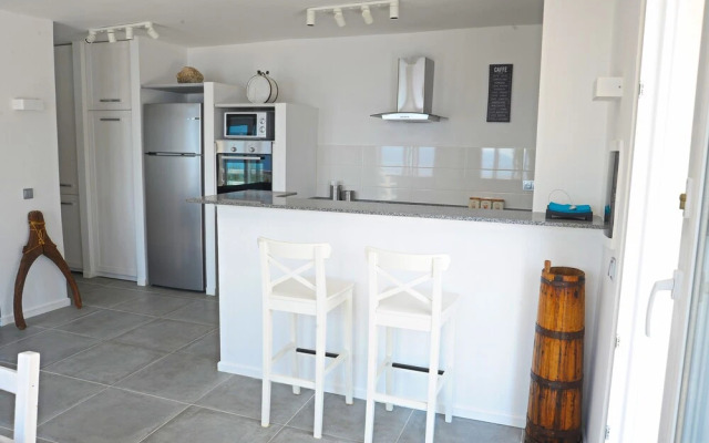 Villa Hazel by Villatatilin