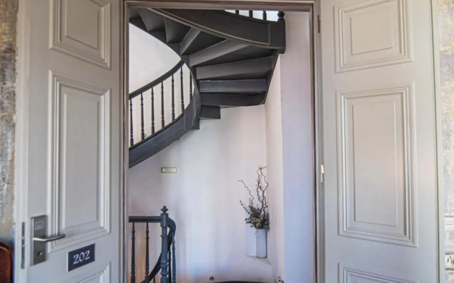 Emporikon Athens Hotel