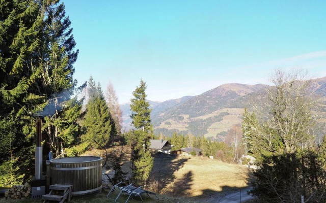 Spacious Villa in Afritz am See with Hot Tub