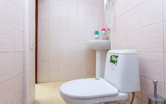 Four Squares Novoslobodskaya