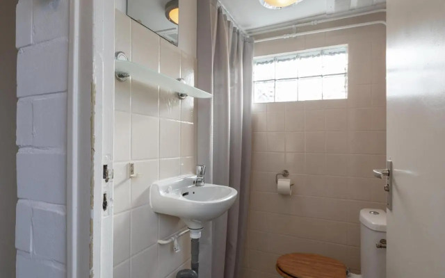 Comfy Holiday Home Near sea