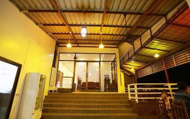 Sukhothai Hostel