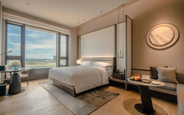Wuhan Marriott Hotel Optics Valley