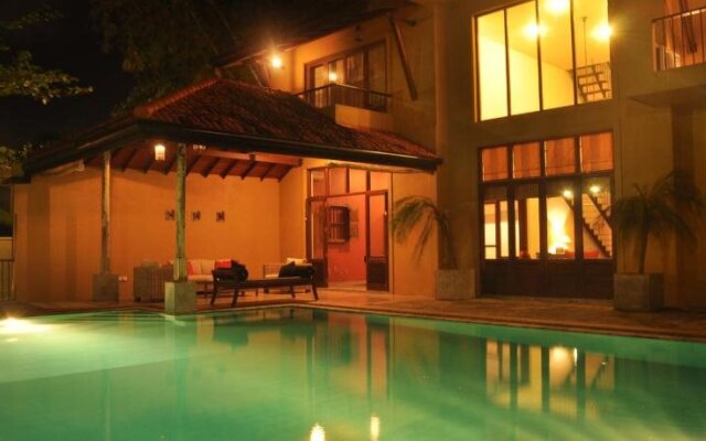 Bolgoda Lake Villa