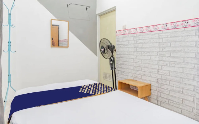 OYO Life 94040 Agung Home Stay