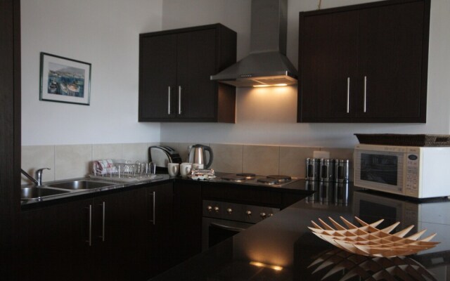 Manhattan 808 by CTHA