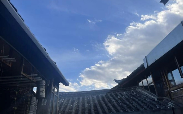 Lijiang Chenjie Inn (Sifang Street Branch)