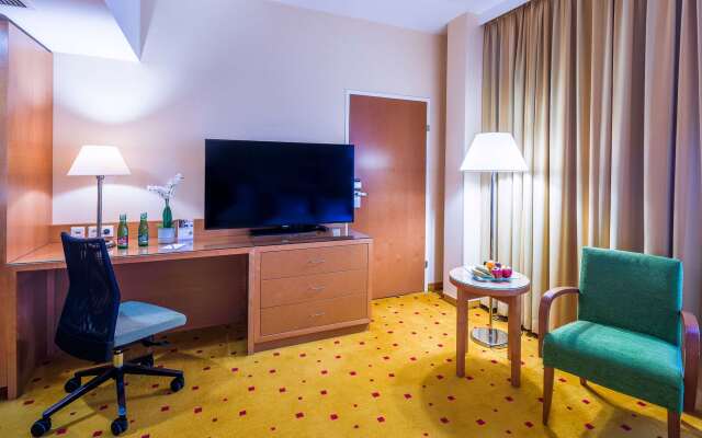 Отель Quality Hotel Vienna