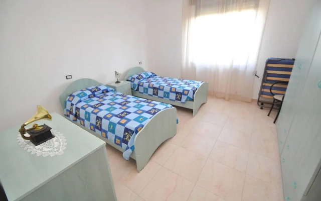 Villa Magnolia 1 Sleeps 8 Close to the sea