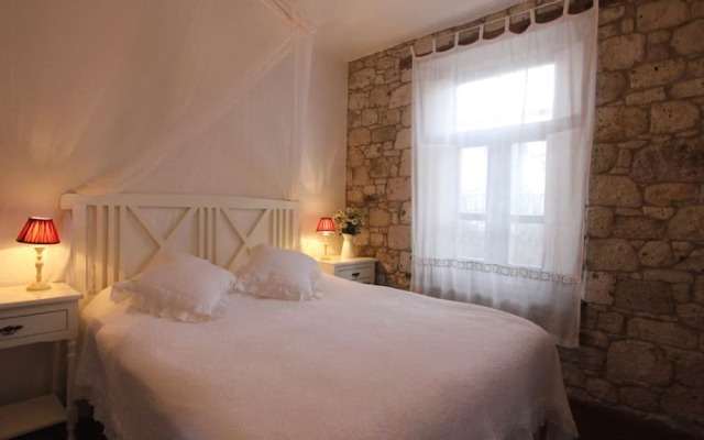 SongAA Otel