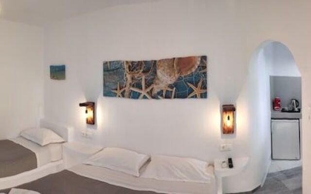 Grey Rooms Naxos