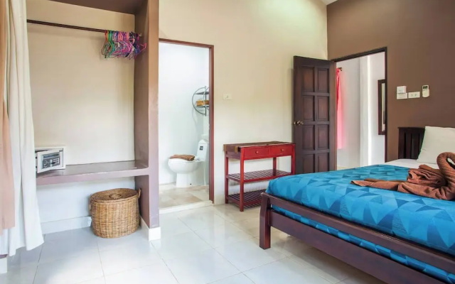 House 4 People sea View 100 m From the Beach