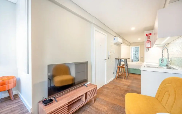 Bairro Alto Prime Studio I by Homing