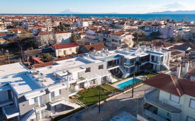 Ofrynio Luxury Apartment & Pool