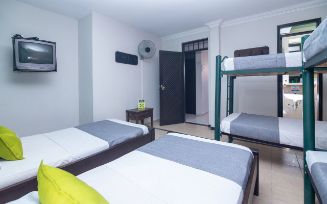 Hotel Ayenda Calypso 1142