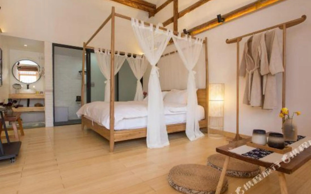 Rushui Inn